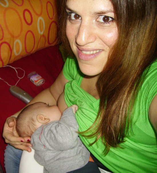 This mother weighed the pros and cons of breastfeeding and chose to go natural ... but does it make sense for you?