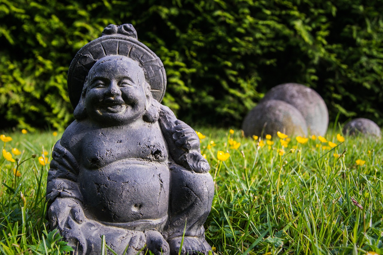 Start acquiring Feng Shui Home Decor by getting this Buddha lawn ornament ... photo by CC user AlexanderStein on pixabay